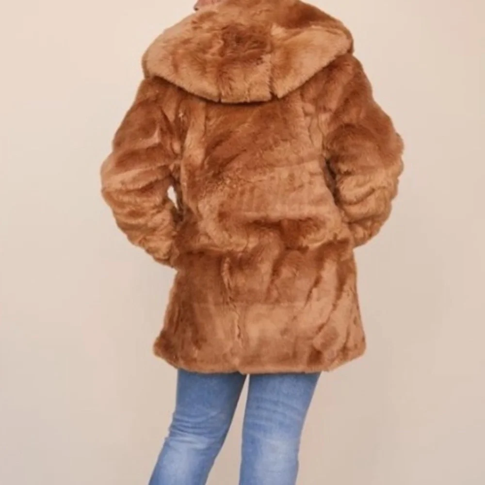 Faux Fur Coat 84 - Picture 2 of 10